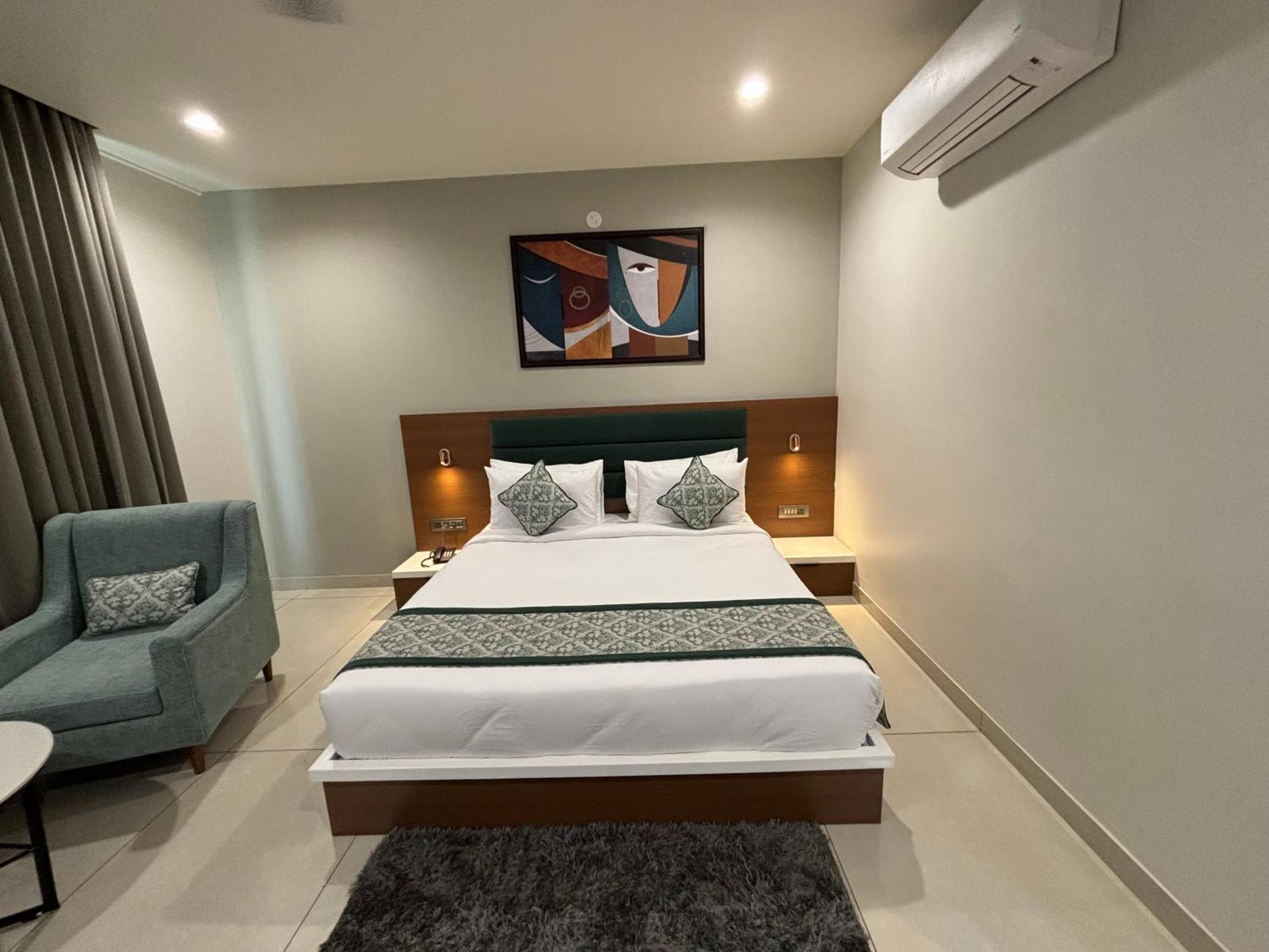 Hotel The Crown Inn Jhunjhunu Exterior foto